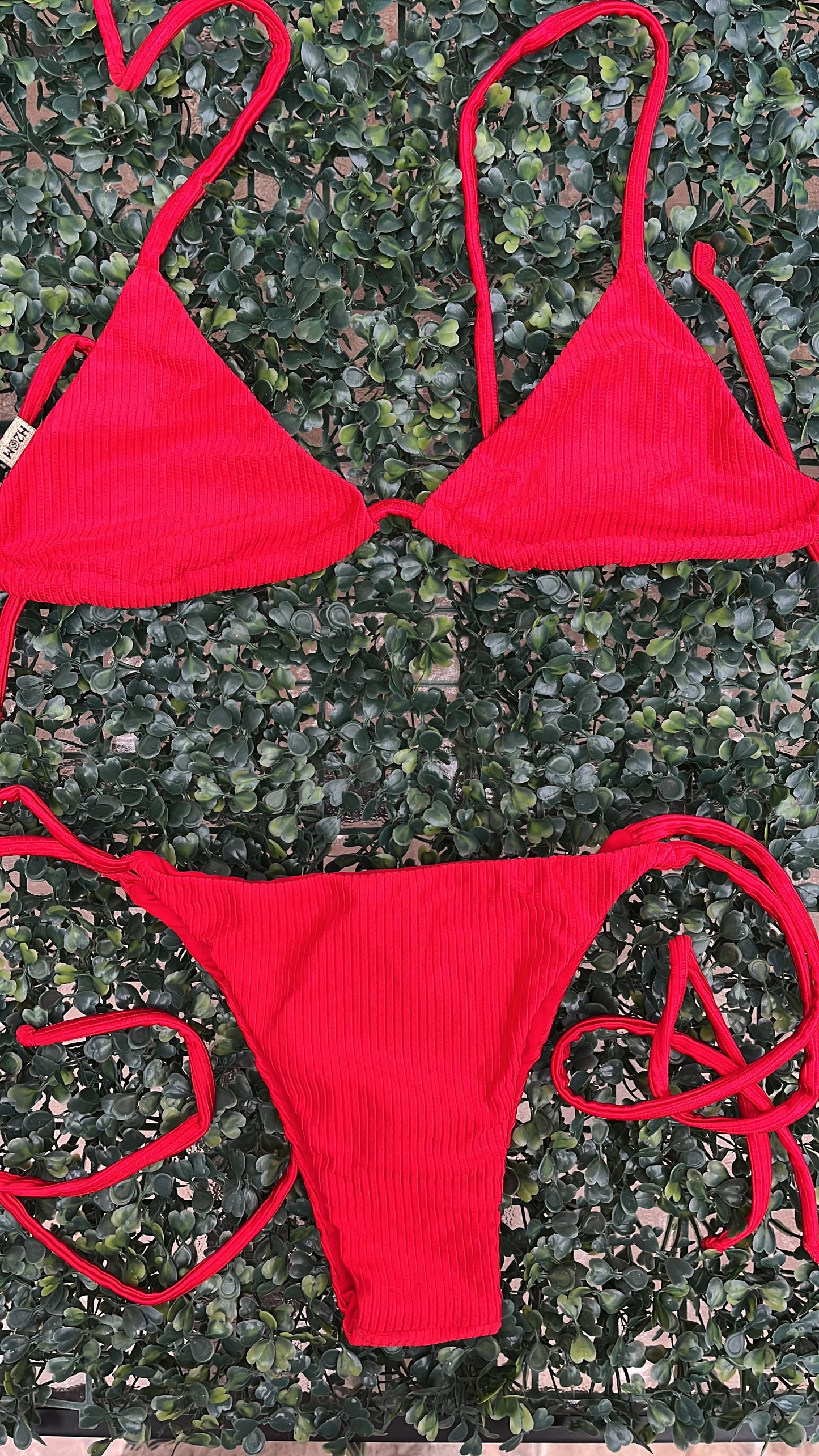 BIKINI RED CHIC TOP TRIANGULO BOTTOM TIRAS