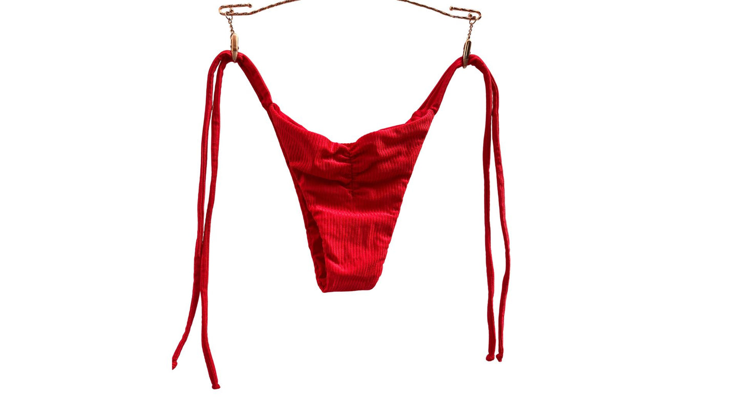 BIKINI RED CHIC TOP TRIANGULO BOTTOM TIRAS